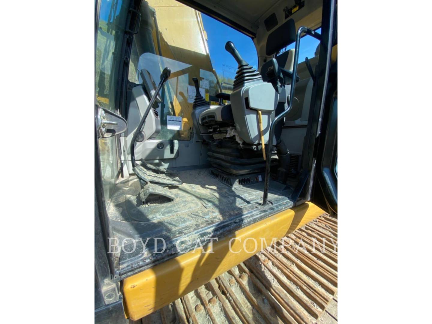 2019 Caterpillar 326F LR Excavator