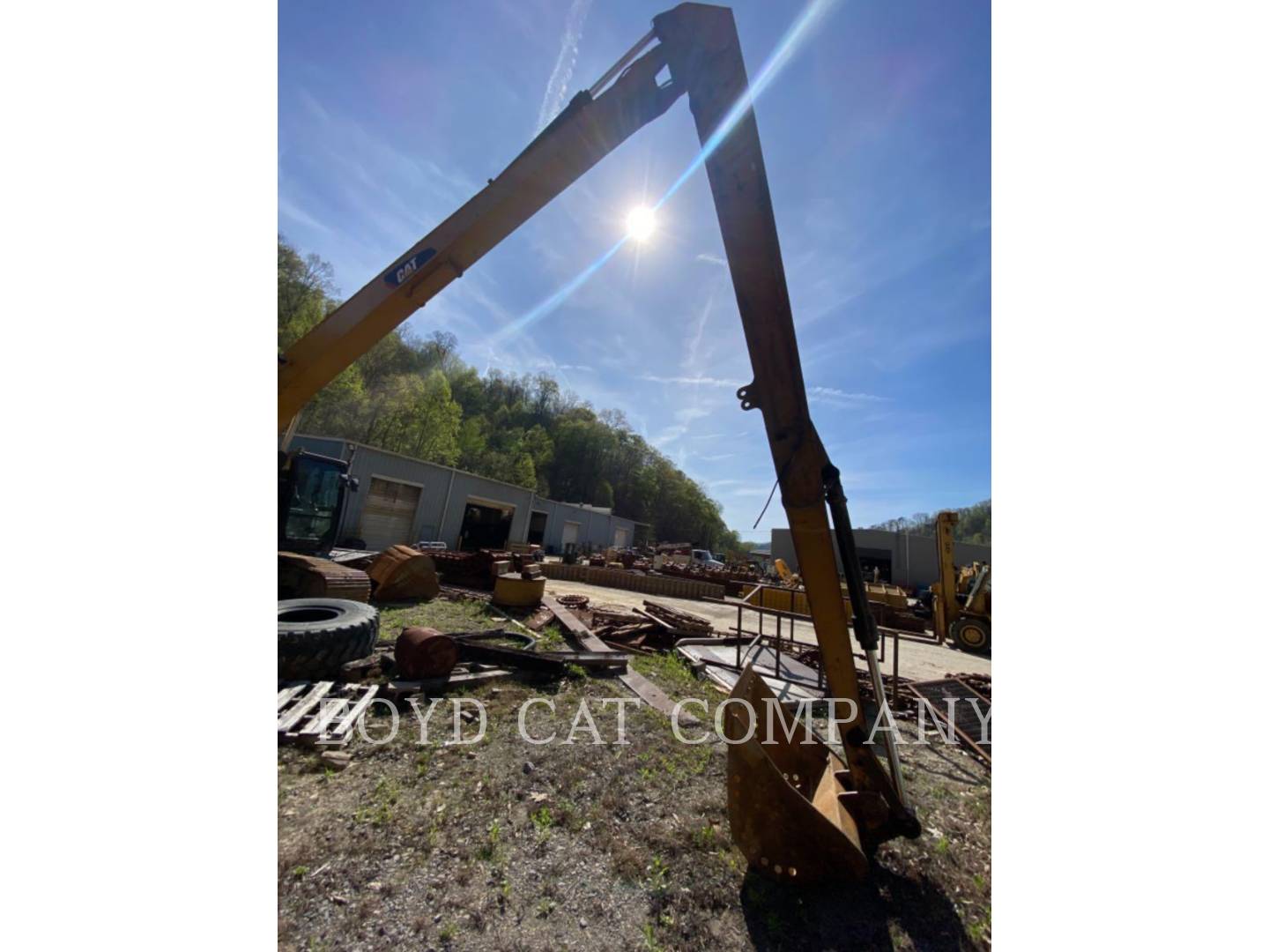 2019 Caterpillar 326F LR Excavator