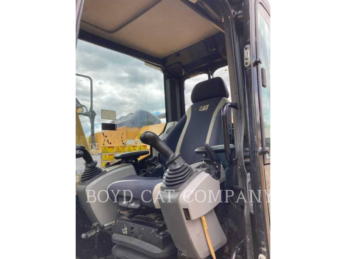 2018 Caterpillar 315FLCR Excavator