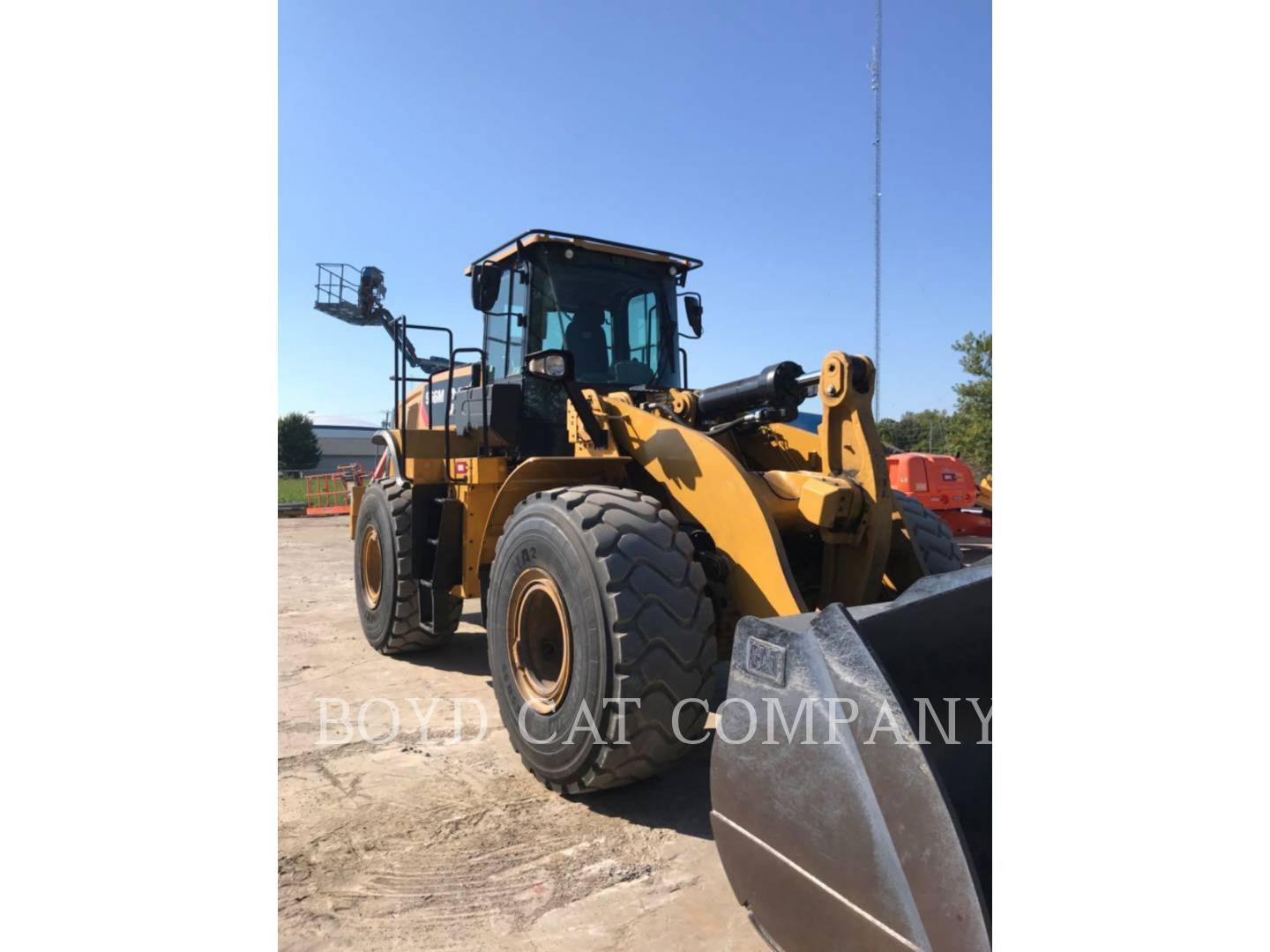 2018 Caterpillar 966M Wheel Loader