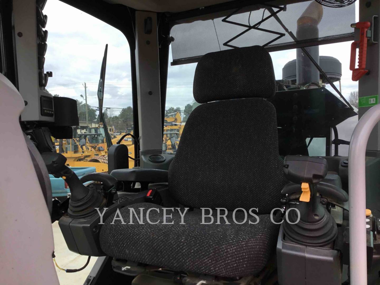 2014 Caterpillar 140M2 Grader - Road