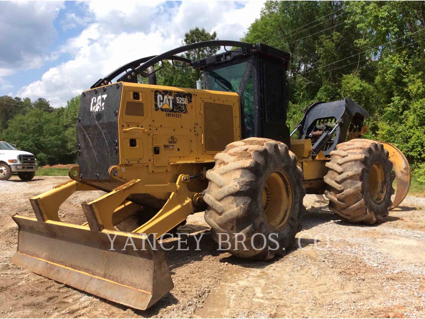 2015 Caterpillar 525D SF Skidder