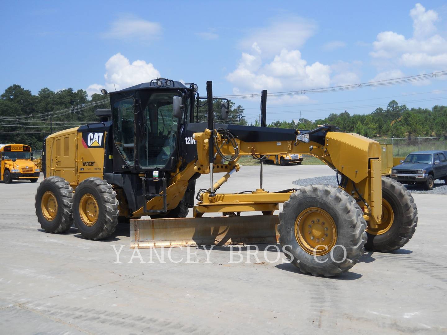 2013 Caterpillar 12M2 Grader - Road