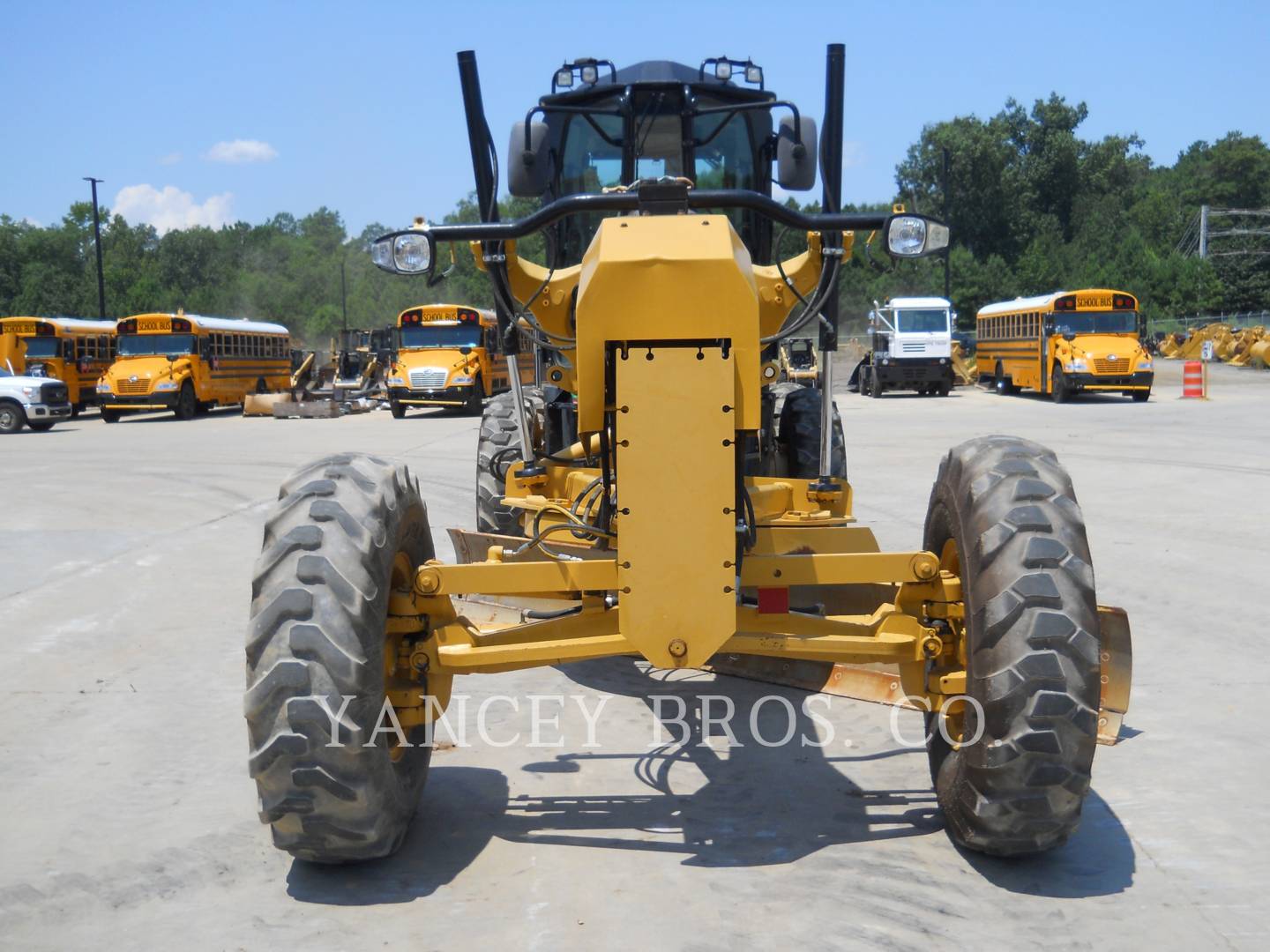 2013 Caterpillar 12M2 Grader - Road