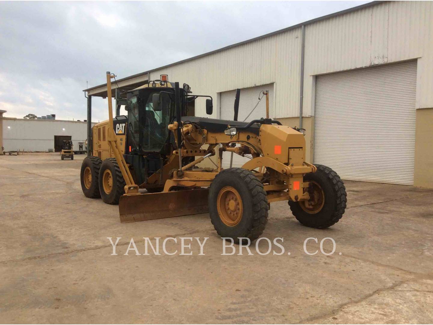 2013 Caterpillar 12M2 Grader - Road