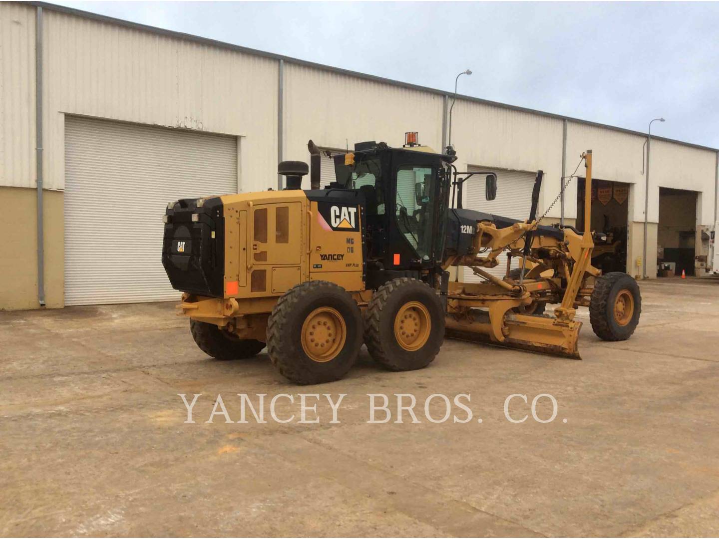 2013 Caterpillar 12M2 Grader - Road