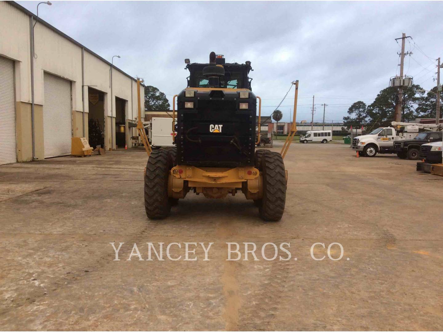 2013 Caterpillar 12M2 Grader - Road