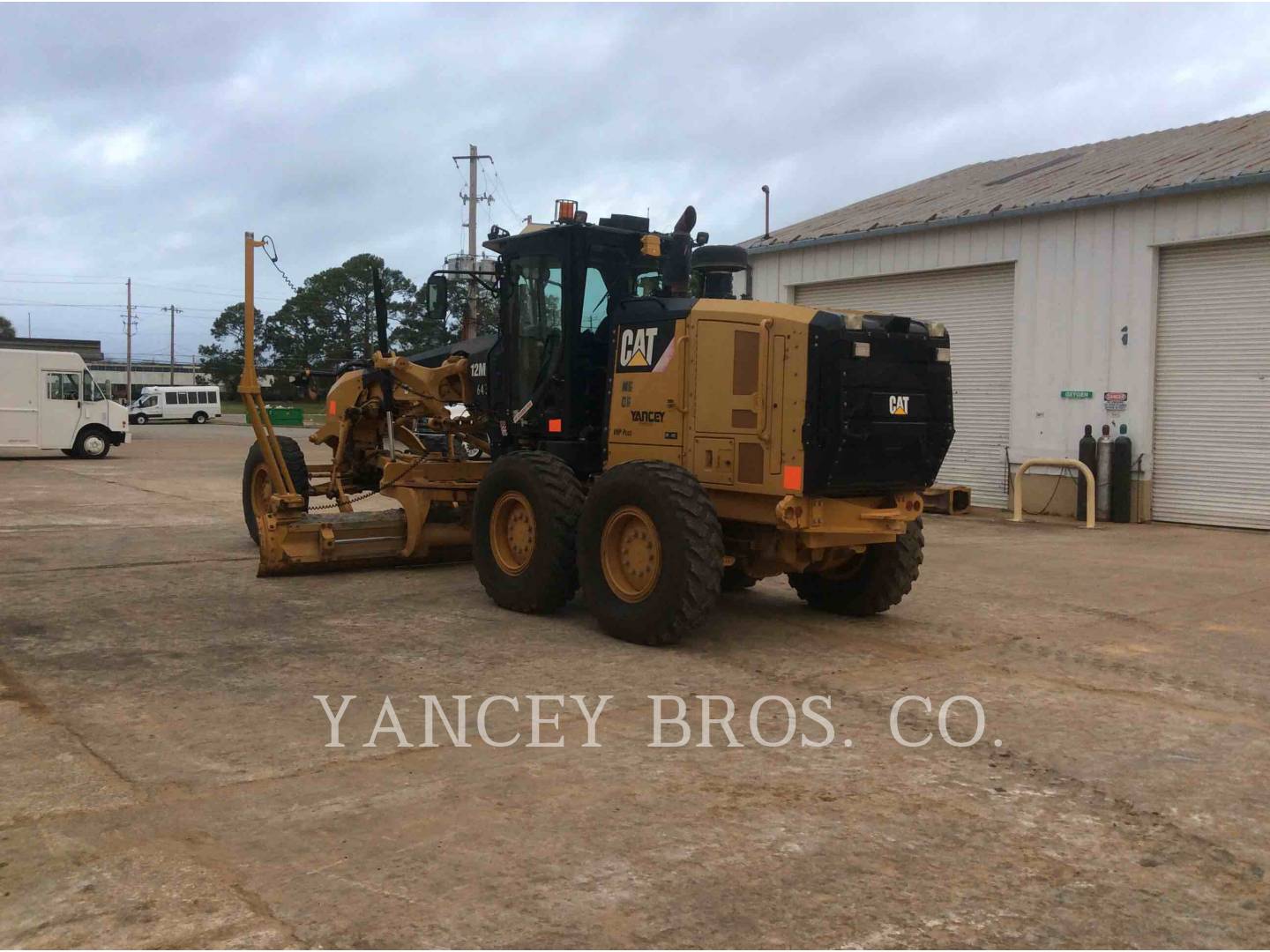 2013 Caterpillar 12M2 Grader - Road