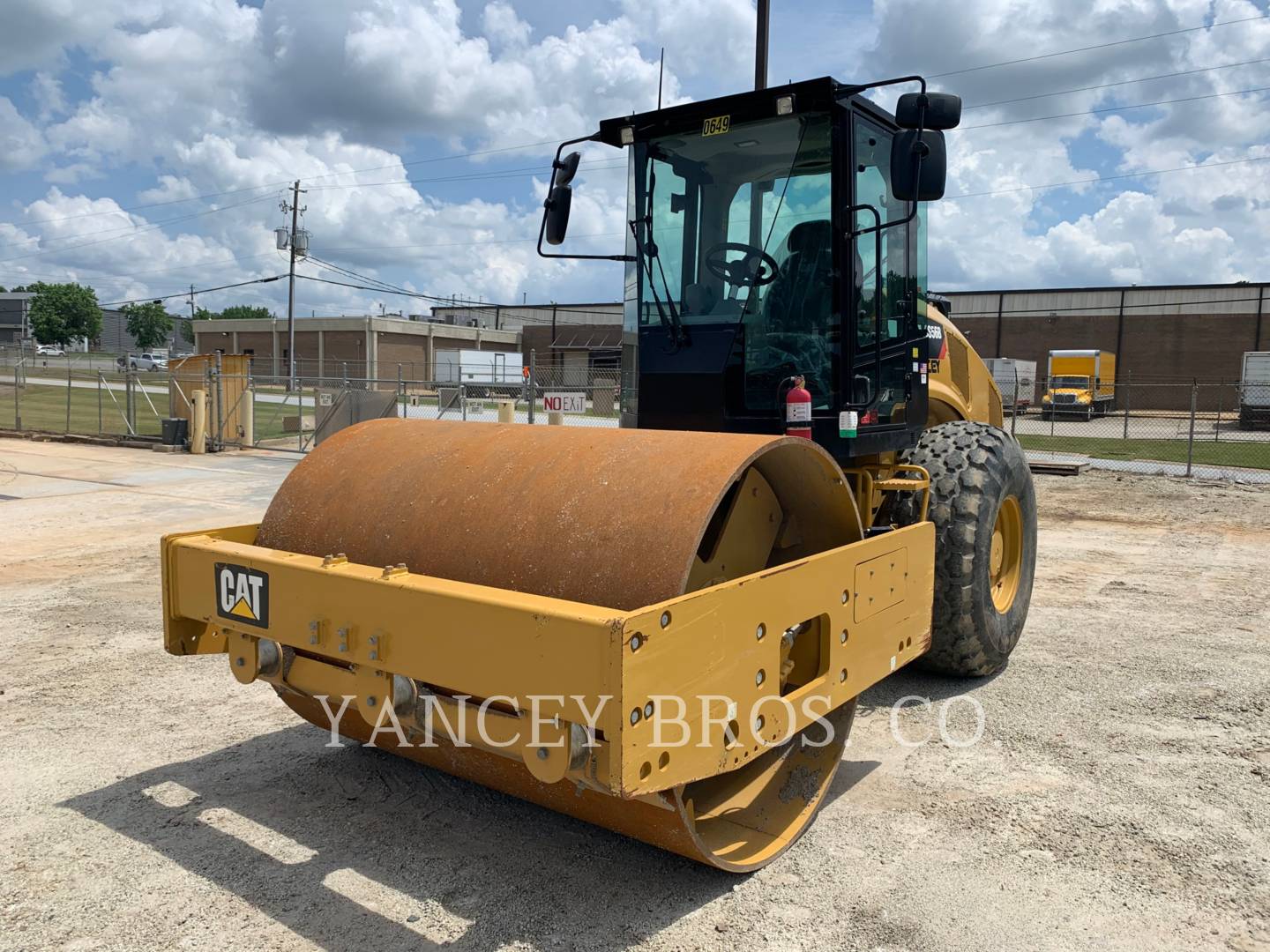 2014 Caterpillar CS56 Compactor