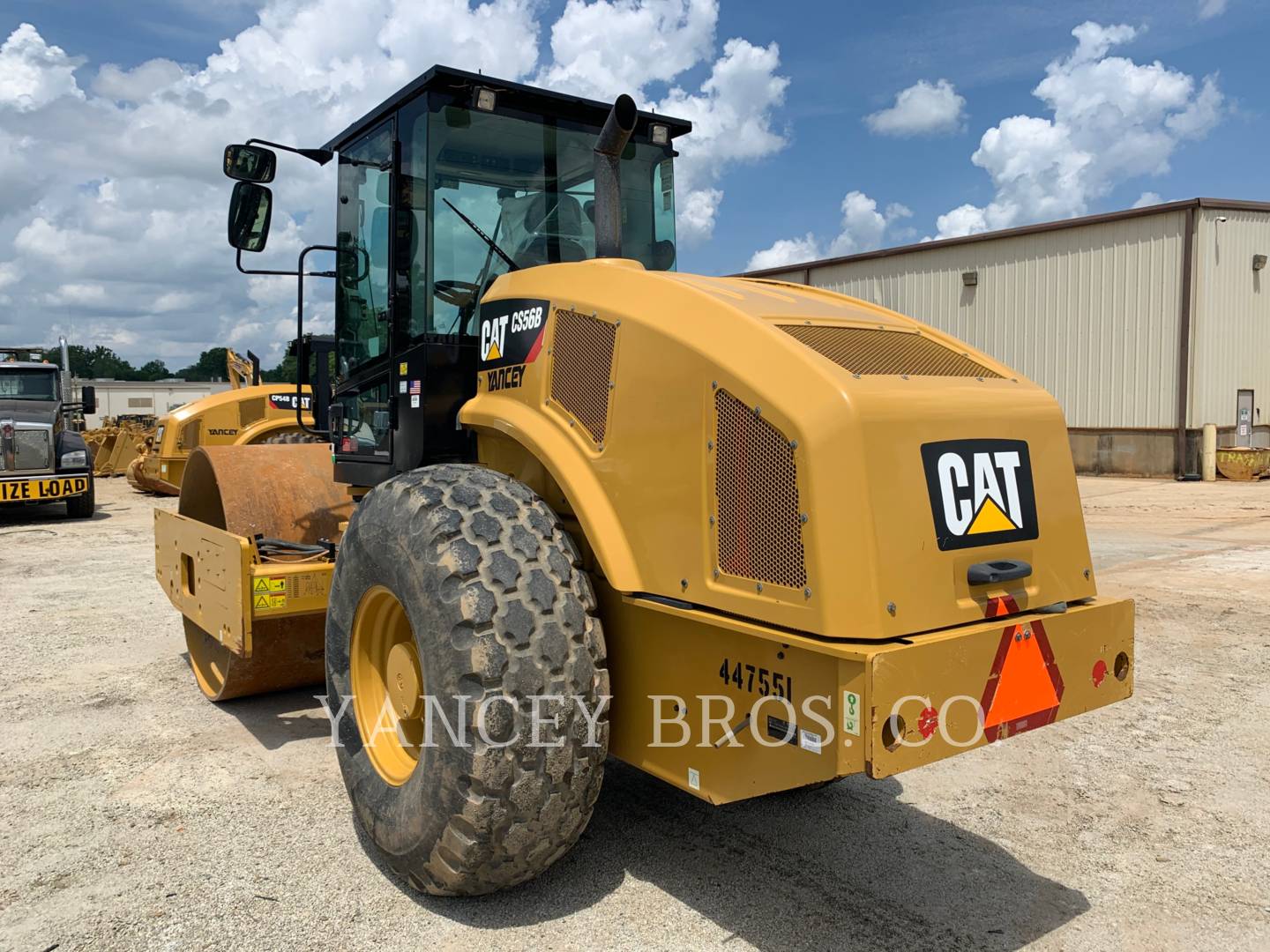 2014 Caterpillar CS56 Compactor