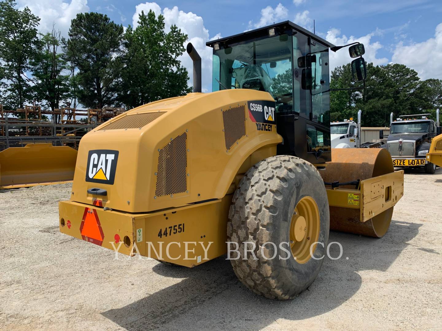 2014 Caterpillar CS56 Compactor