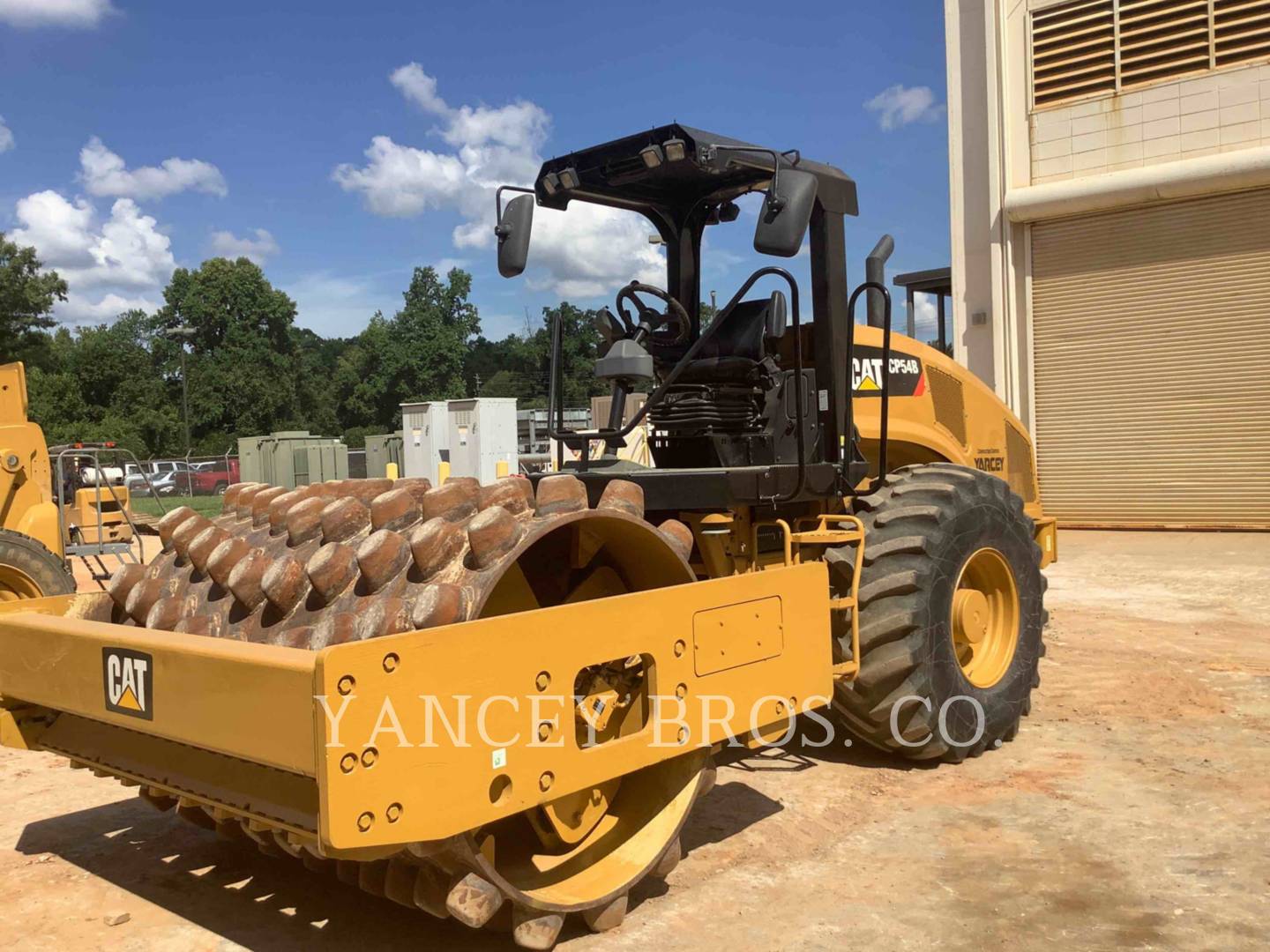 2017 Caterpillar CP54B Compactor