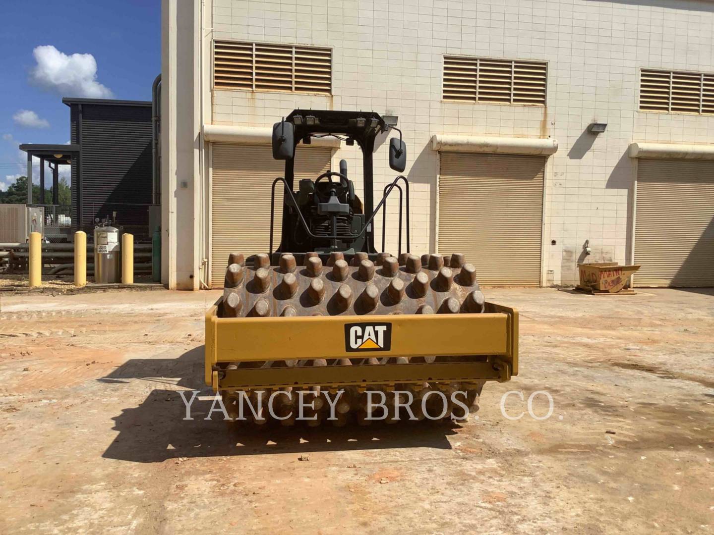 2017 Caterpillar CP54B Compactor