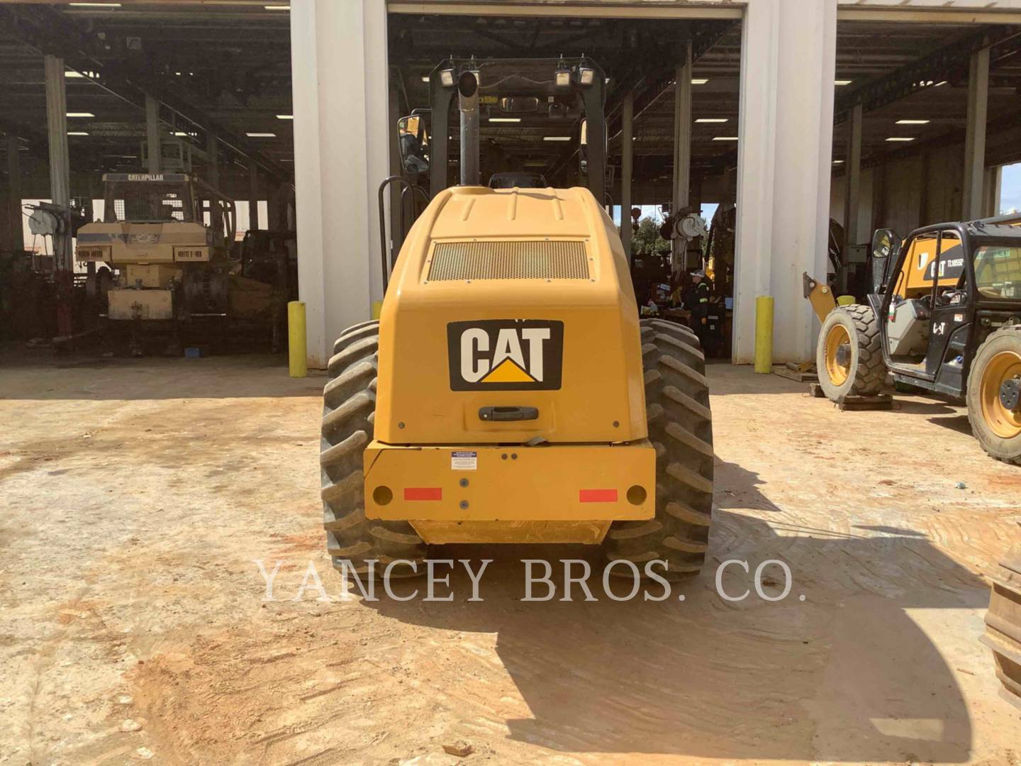 2017 Caterpillar CP54B Compactor