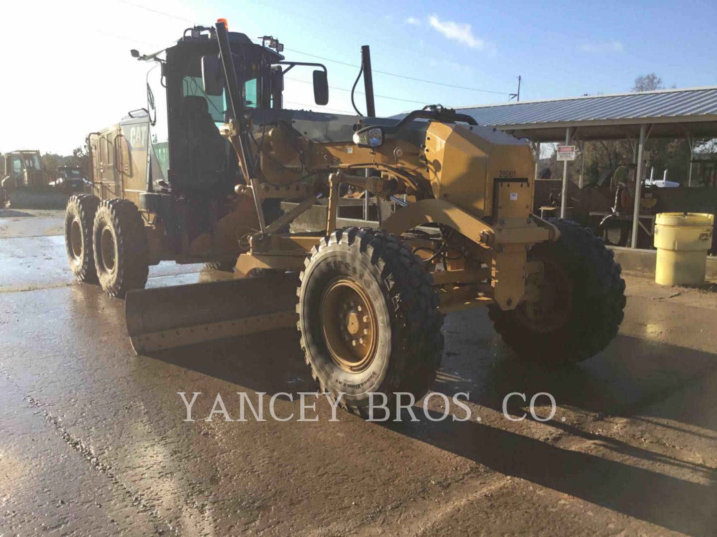 2015 Caterpillar 12M3 LR Grader - Road