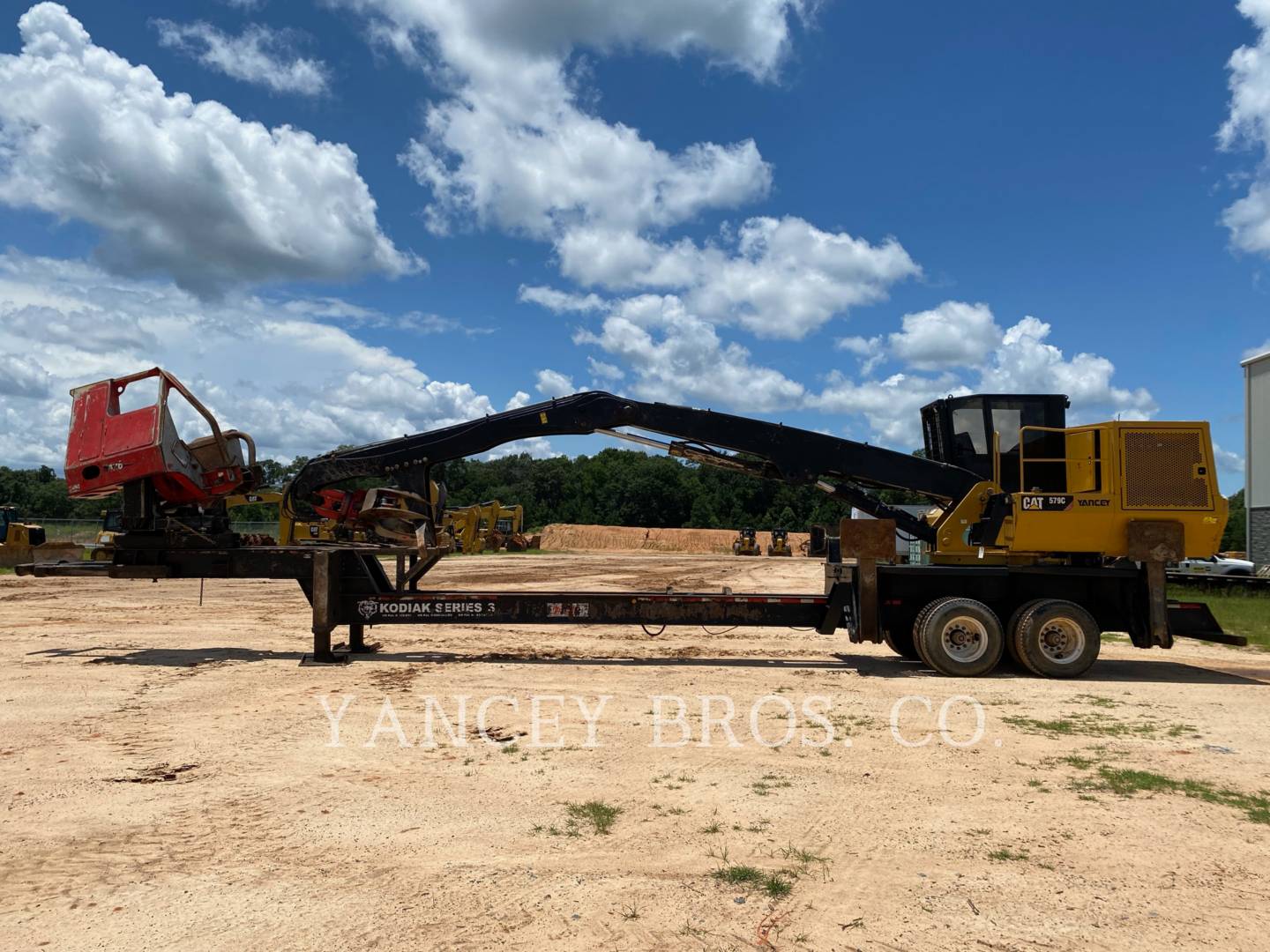 2015 Caterpillar 579C Knuckleboom Loader