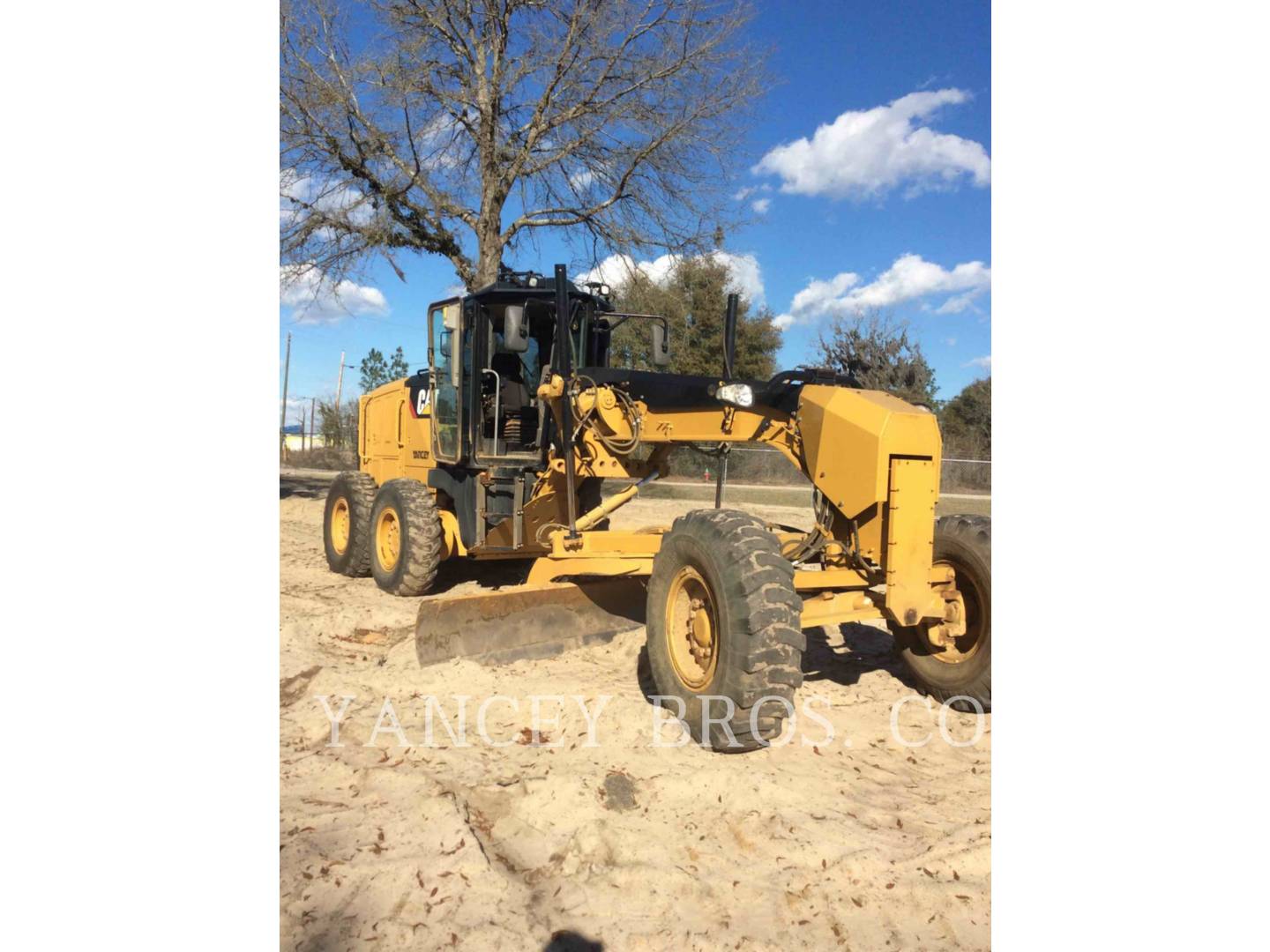 2015 Caterpillar 12M3 BRSLP Grader - Road