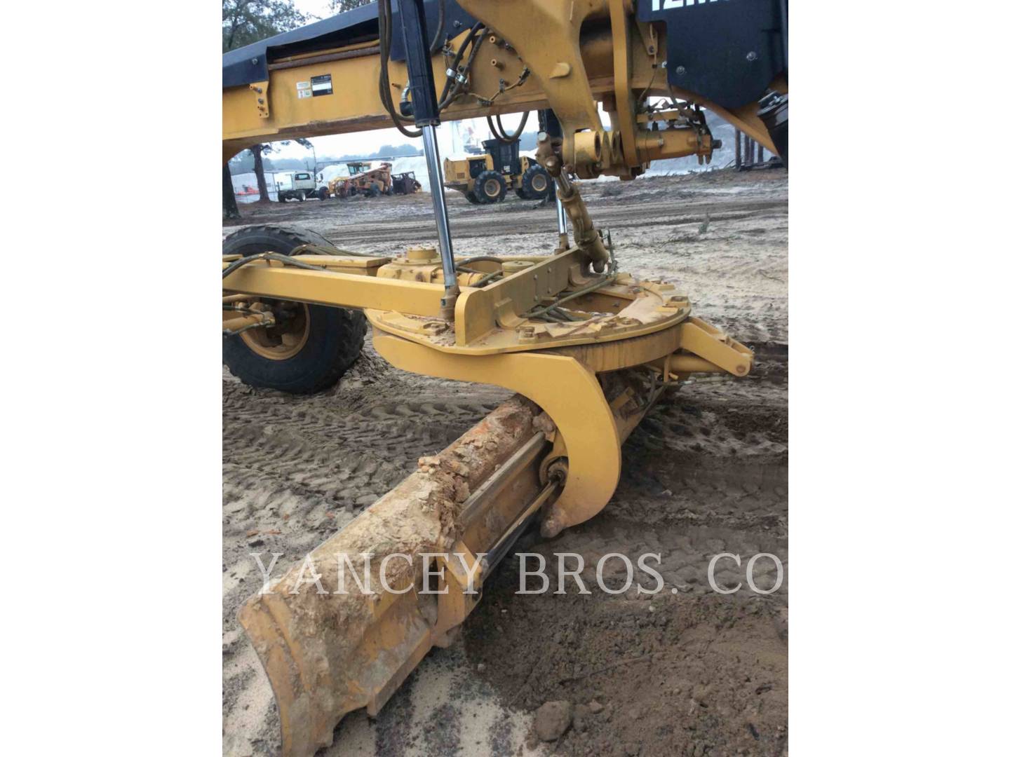 2015 Caterpillar 12M3 BRSLP Grader - Road