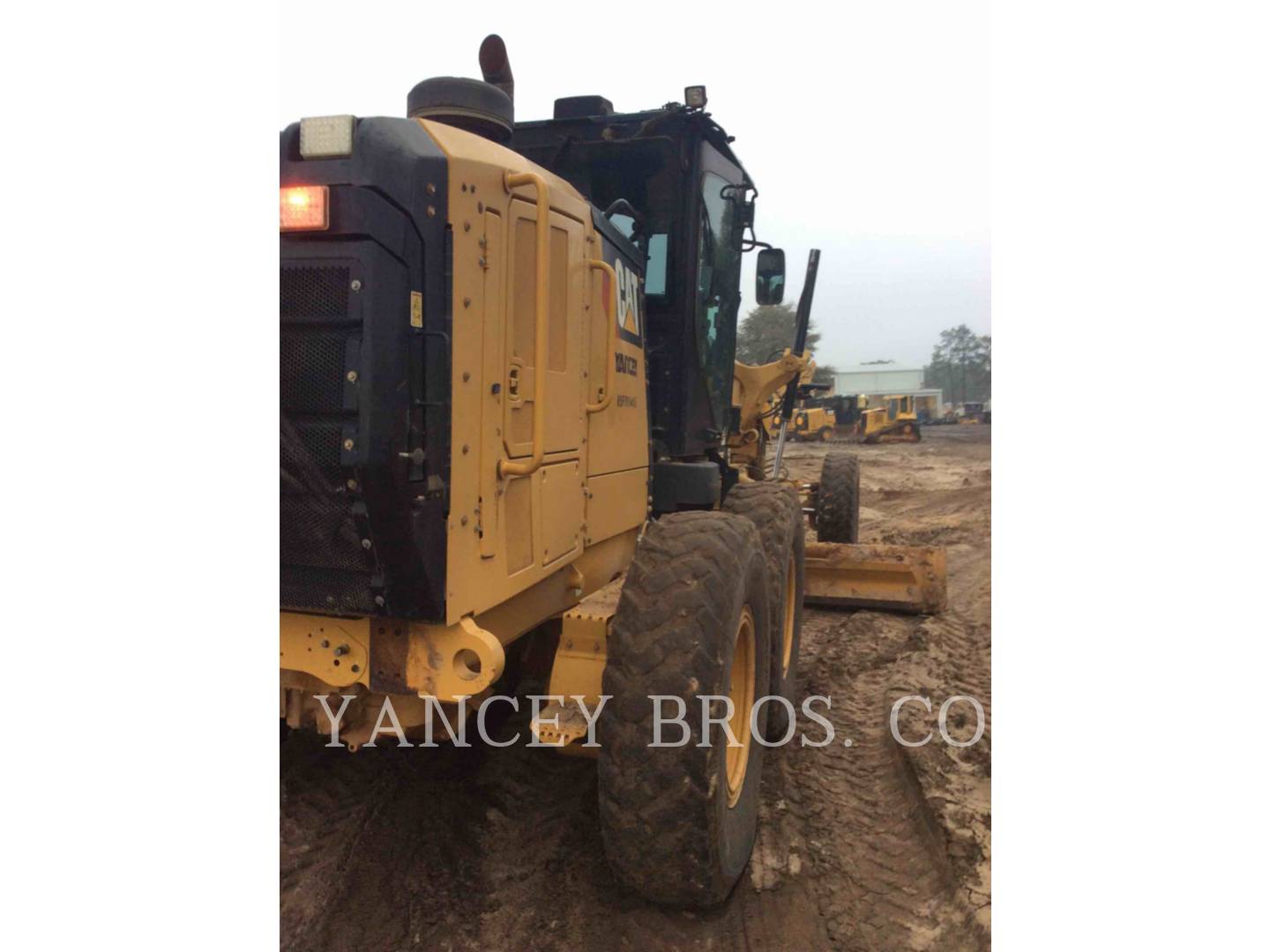 2015 Caterpillar 12M3 BRSLP Grader - Road