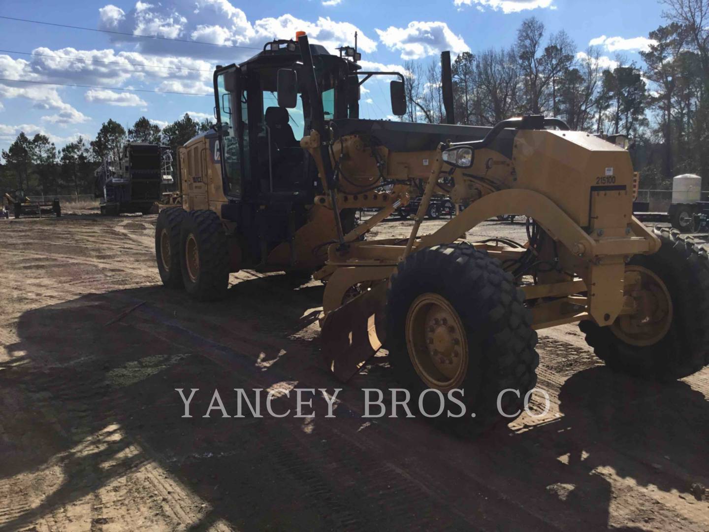 2015 Caterpillar 12M3 LR Grader - Road