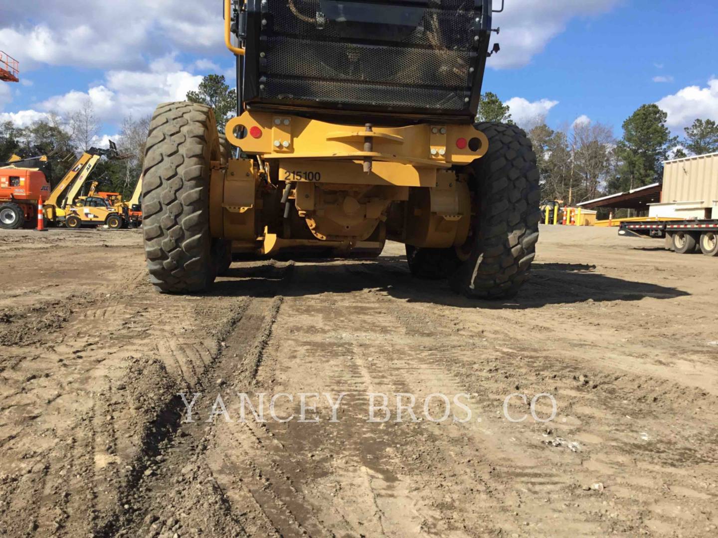 2015 Caterpillar 12M3 LR Grader - Road