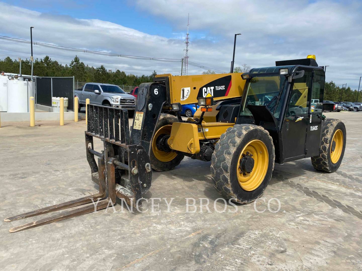 2013 Caterpillar TL642 TeleHandler