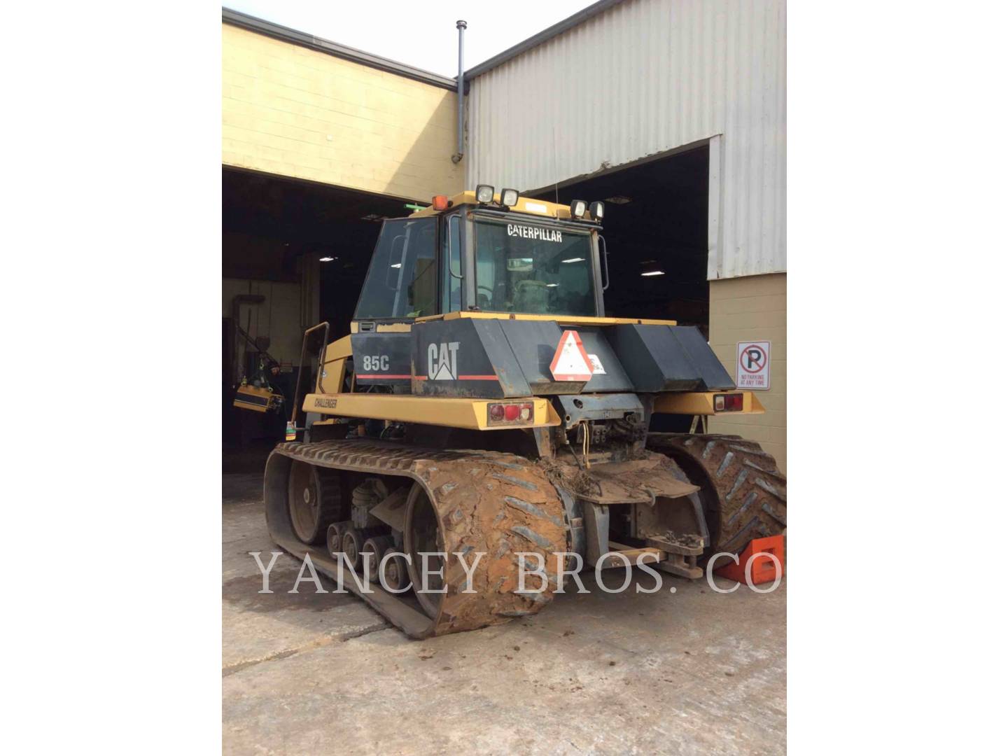 1994 Caterpillar 85C Tractor