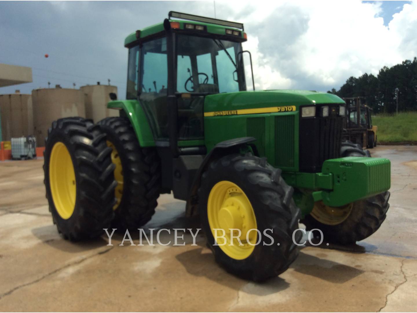 1998 John Deere 7810 Tractor