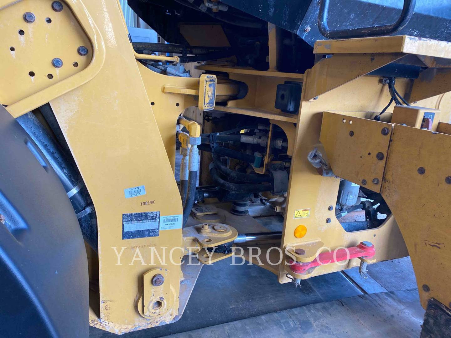 2018 Caterpillar 926M Wheel Loader