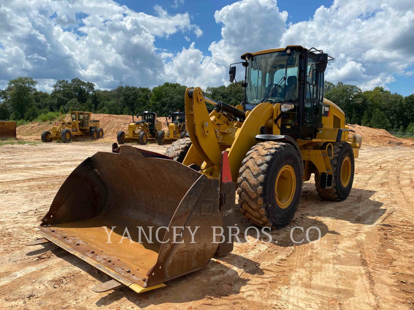 2018 Caterpillar 926M Wheel Loader