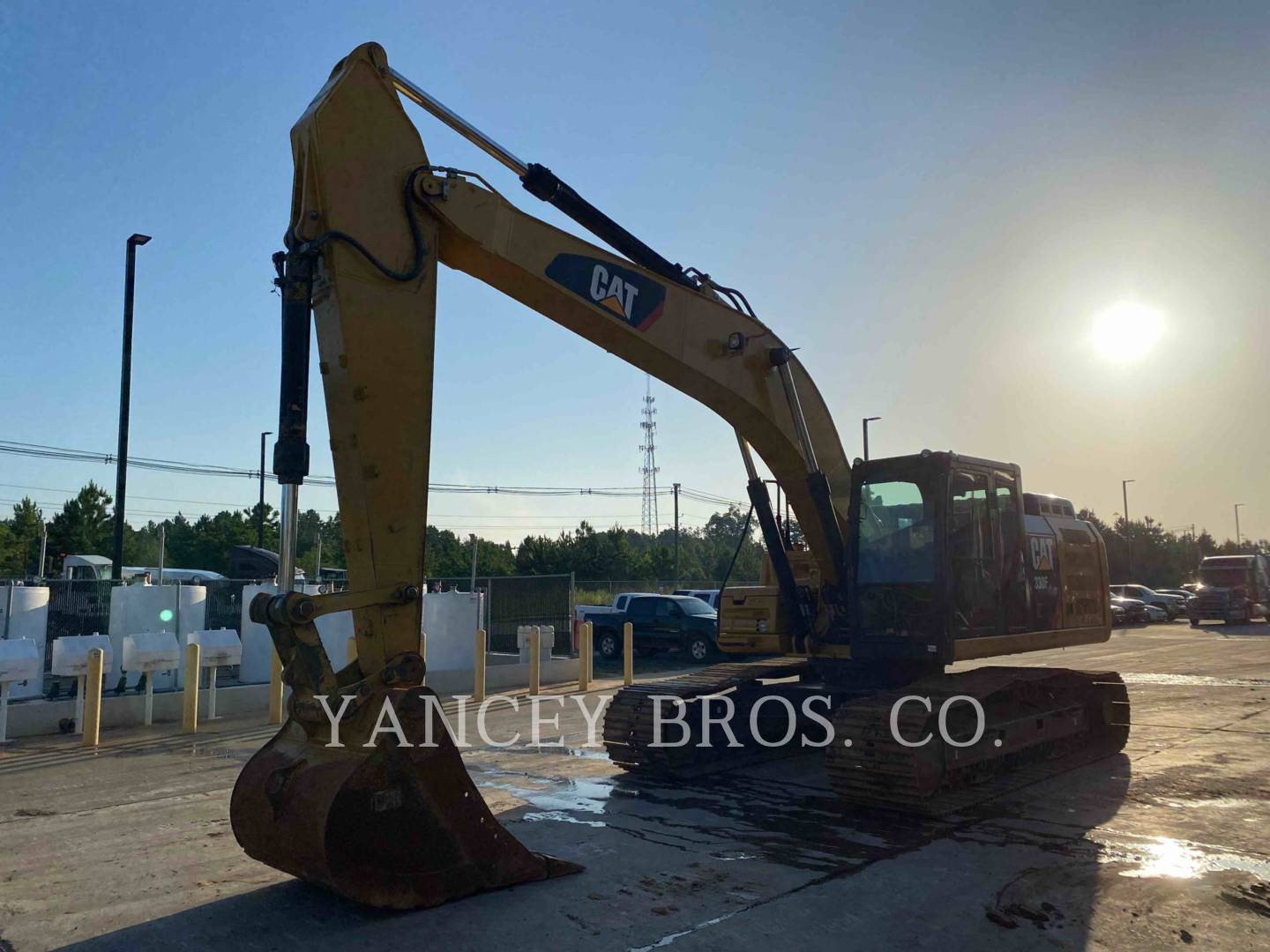 2018 Caterpillar 330FL Excavator