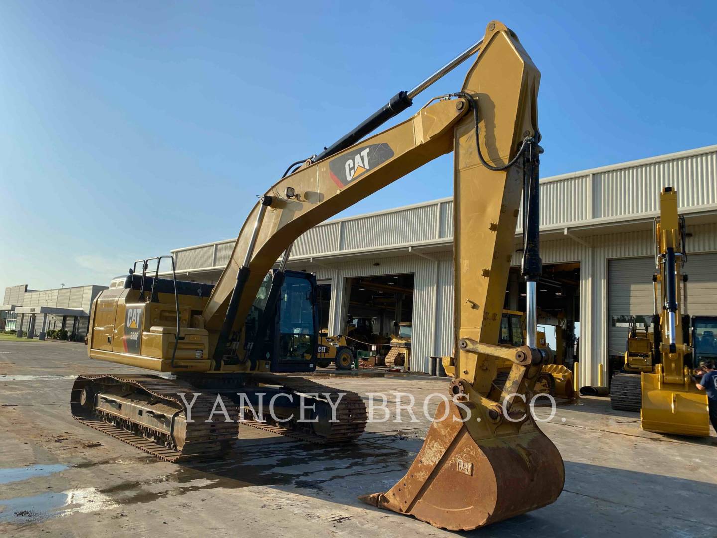 2018 Caterpillar 330FL Excavator