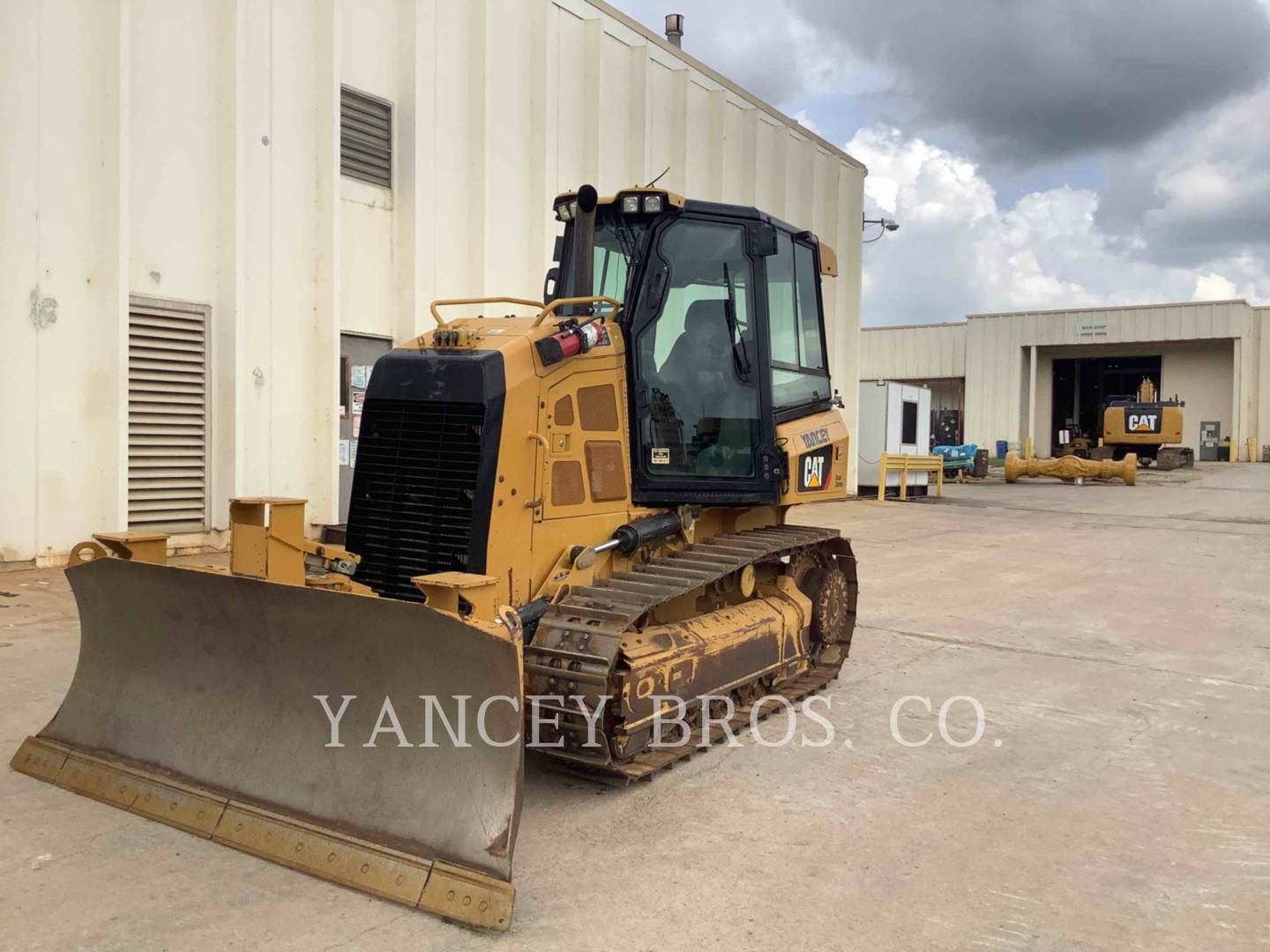 2016 Caterpillar D3K2 XL Dozer