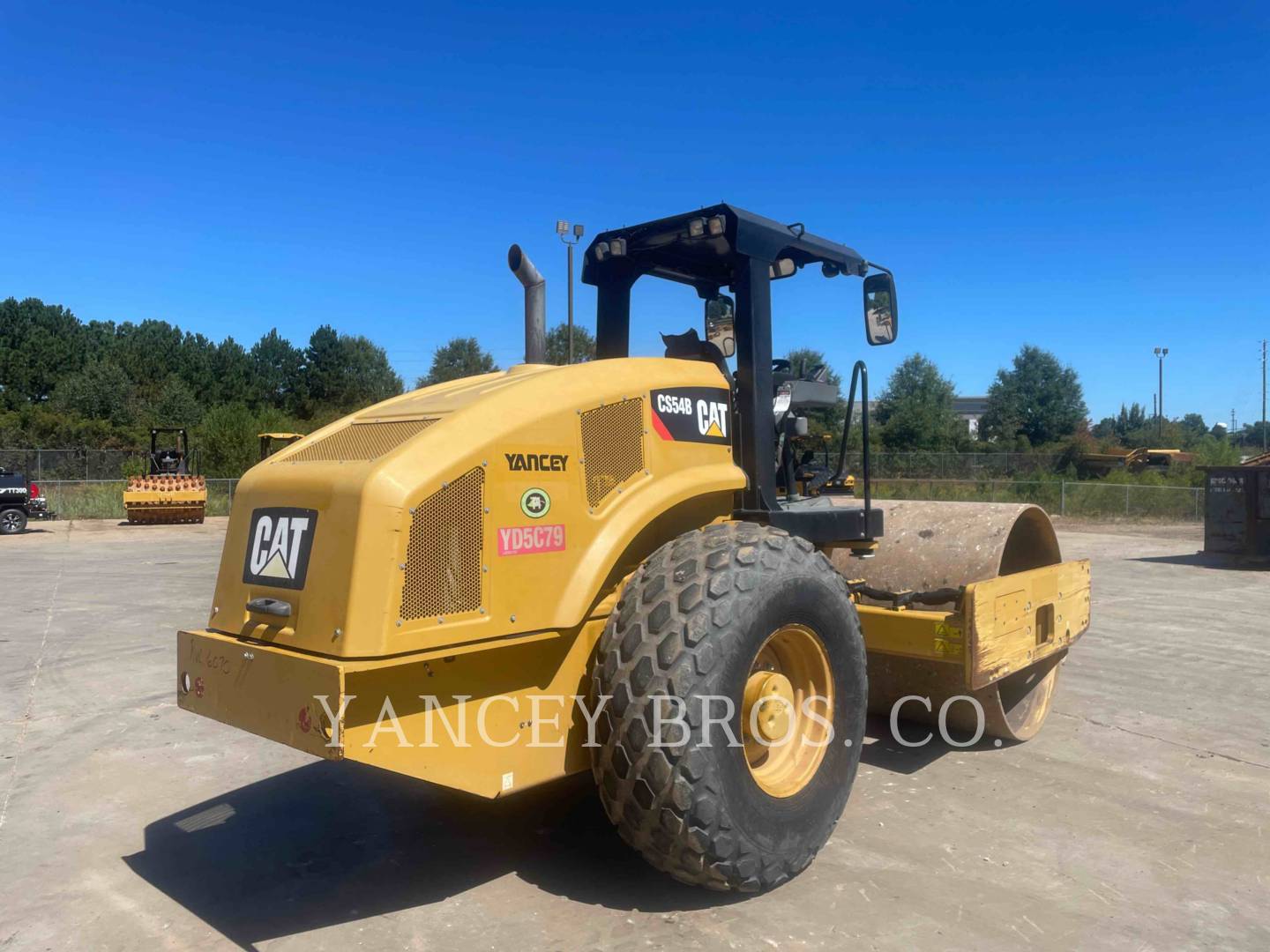 2012 Caterpillar CS54 Compactor