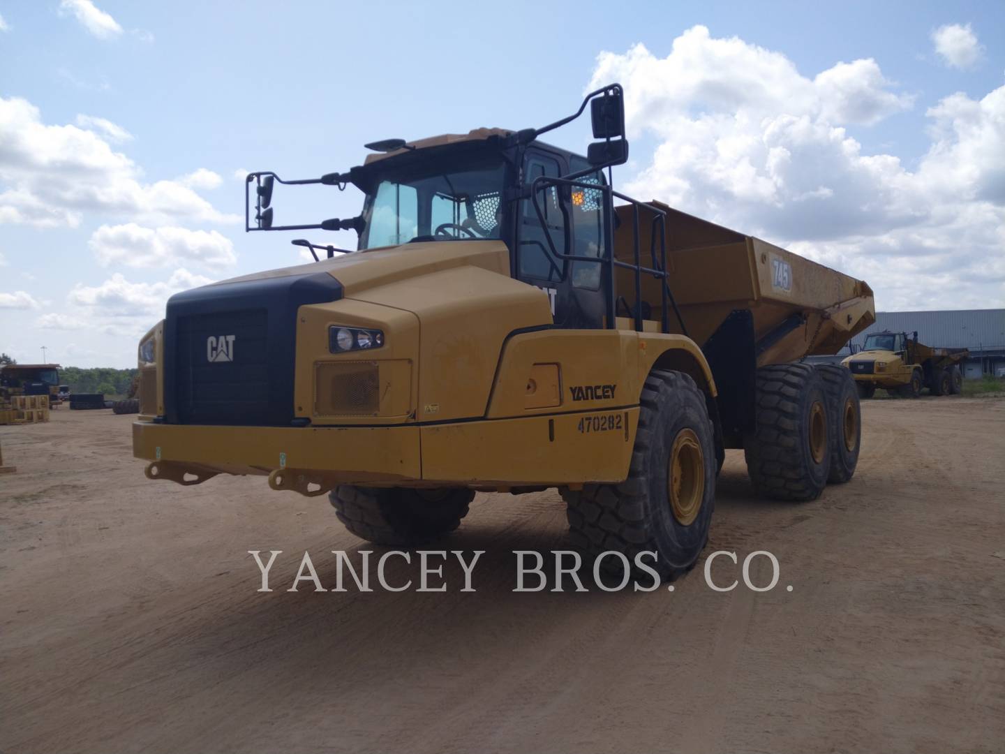 2020 Caterpillar 745 TG Articulated Truck