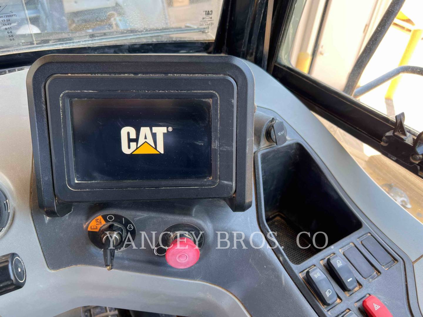 2020 Caterpillar 745 TG Articulated Truck