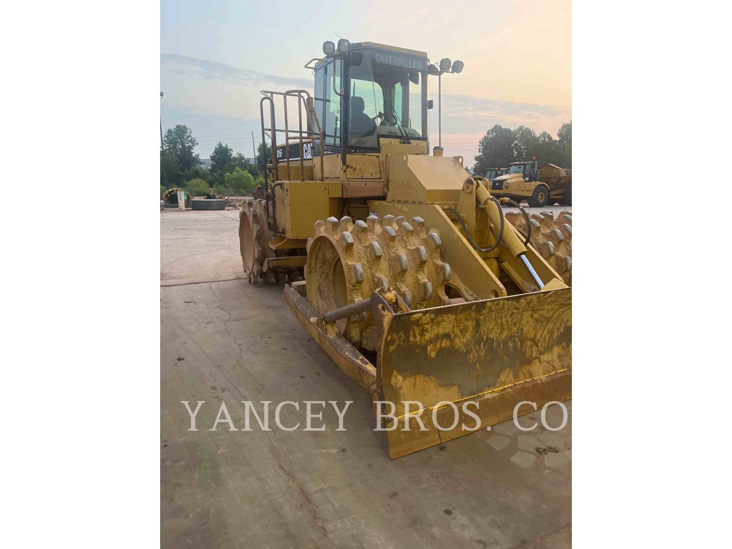 2007 Caterpillar 815F2 Compactor