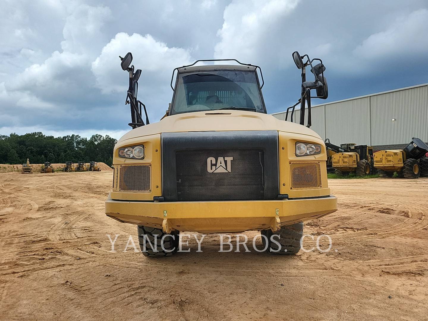 2014 Caterpillar 725 WT Trailer