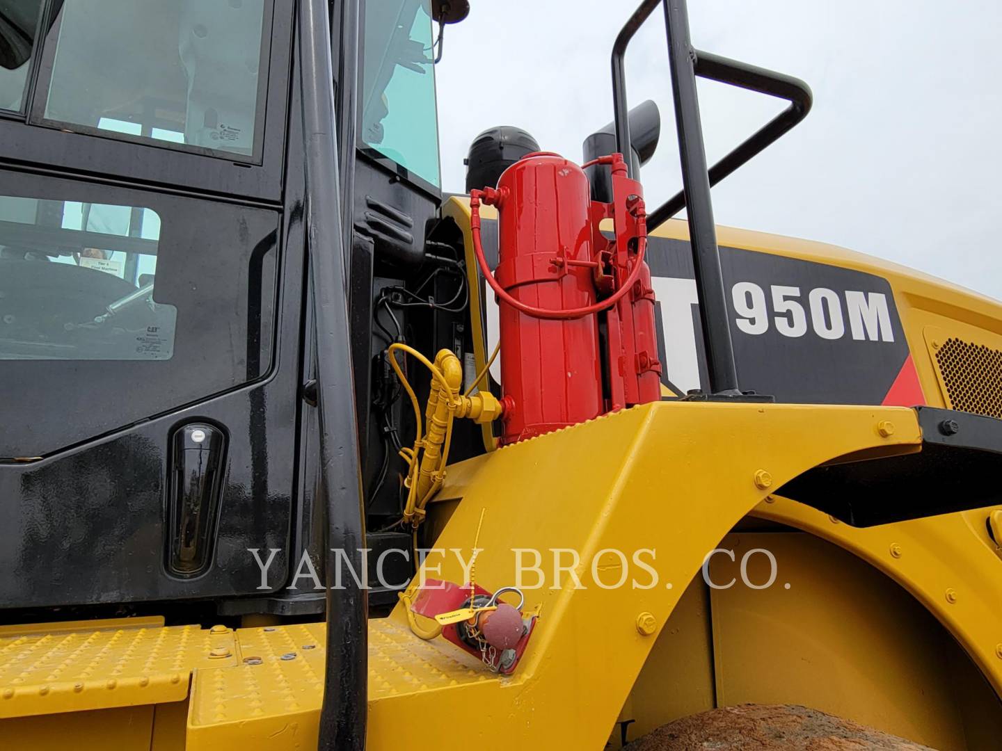 2016 Caterpillar 950M WASTE Wheel Loader