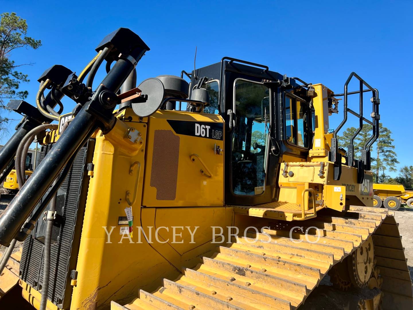 2017 Caterpillar D6T LGP Dozer