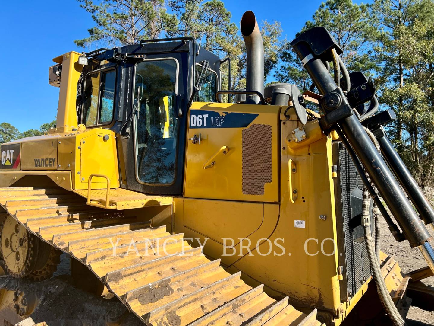 2017 Caterpillar D6T LGP Dozer