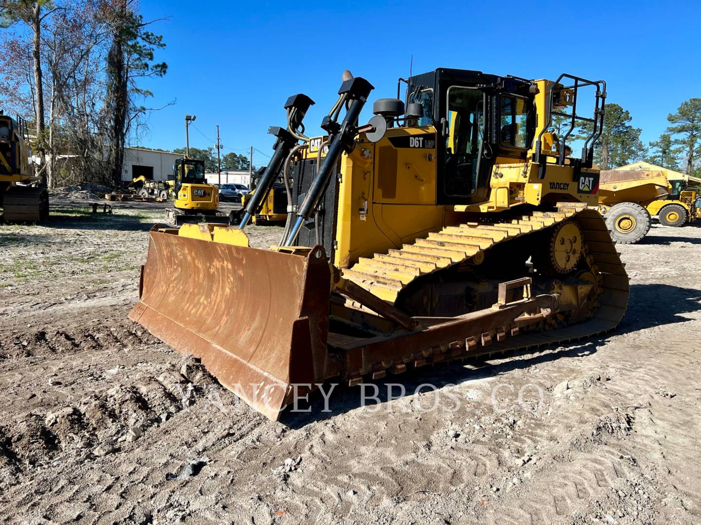 2017 Caterpillar D6T LGP Dozer