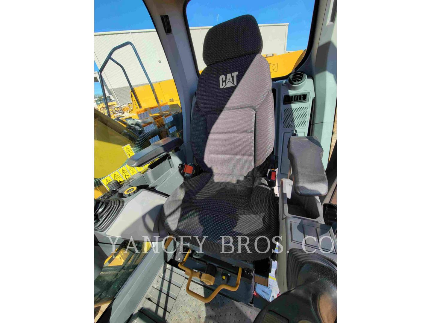 2018 Caterpillar 320GC Excavator