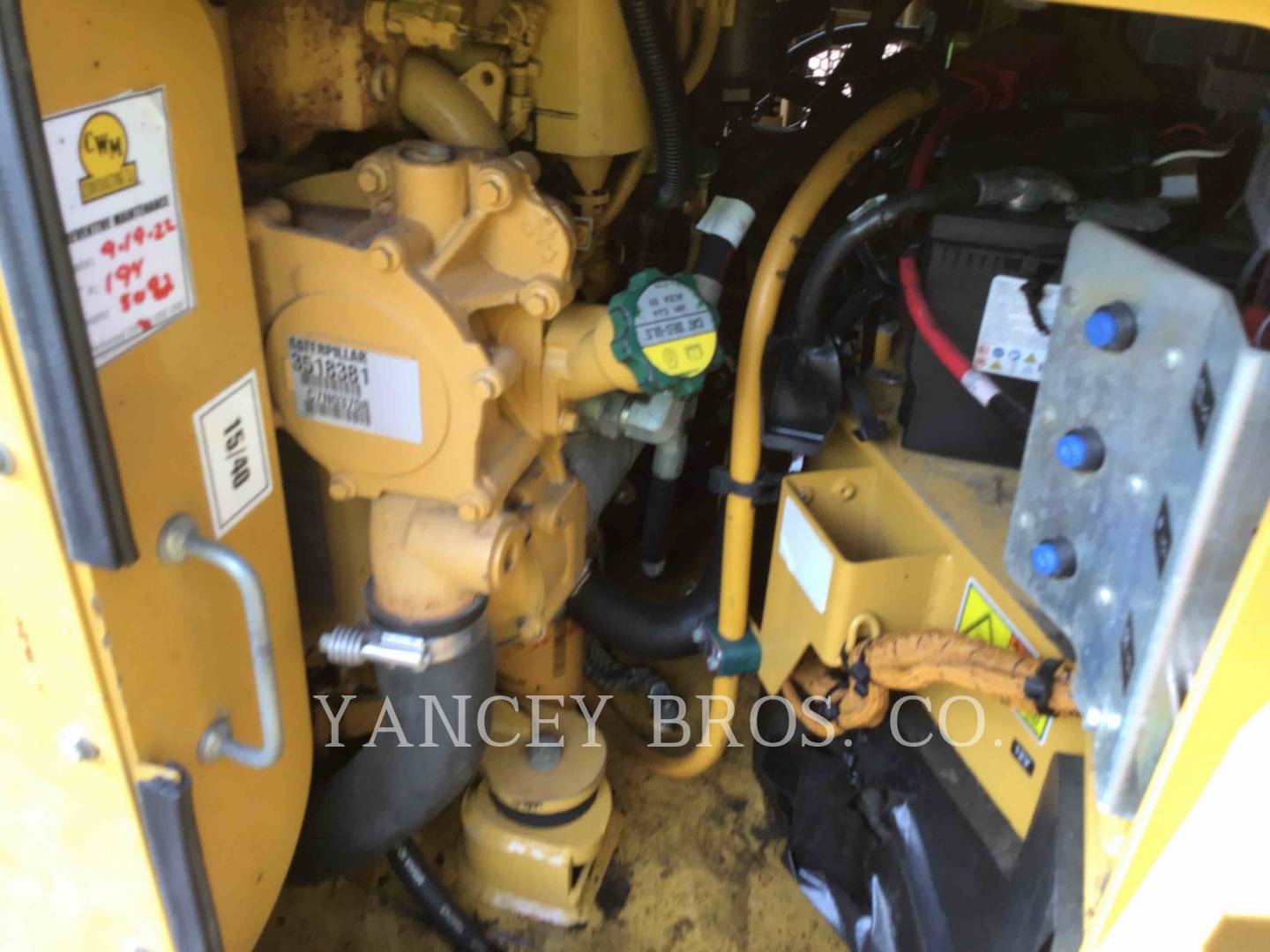 2012 Caterpillar CB54B Compactor