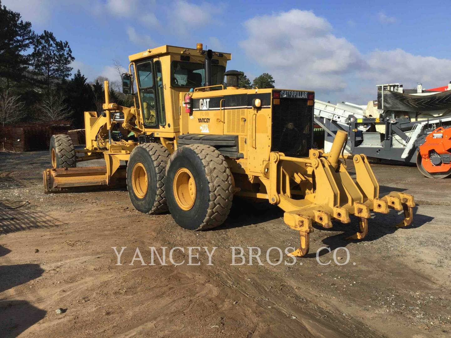 2005 Caterpillar 14H Grader - Road