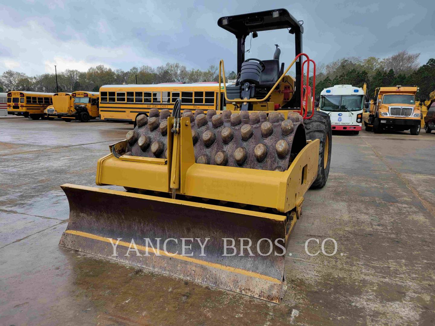 2012 Caterpillar CP56 Compactor