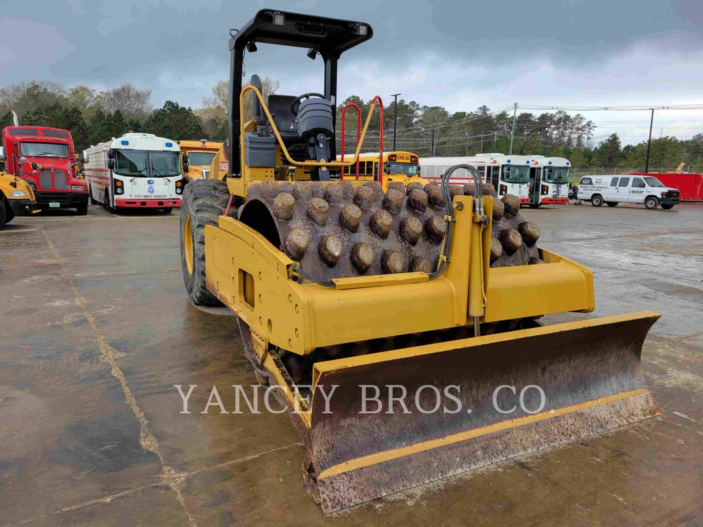 2012 Caterpillar CP56 Compactor