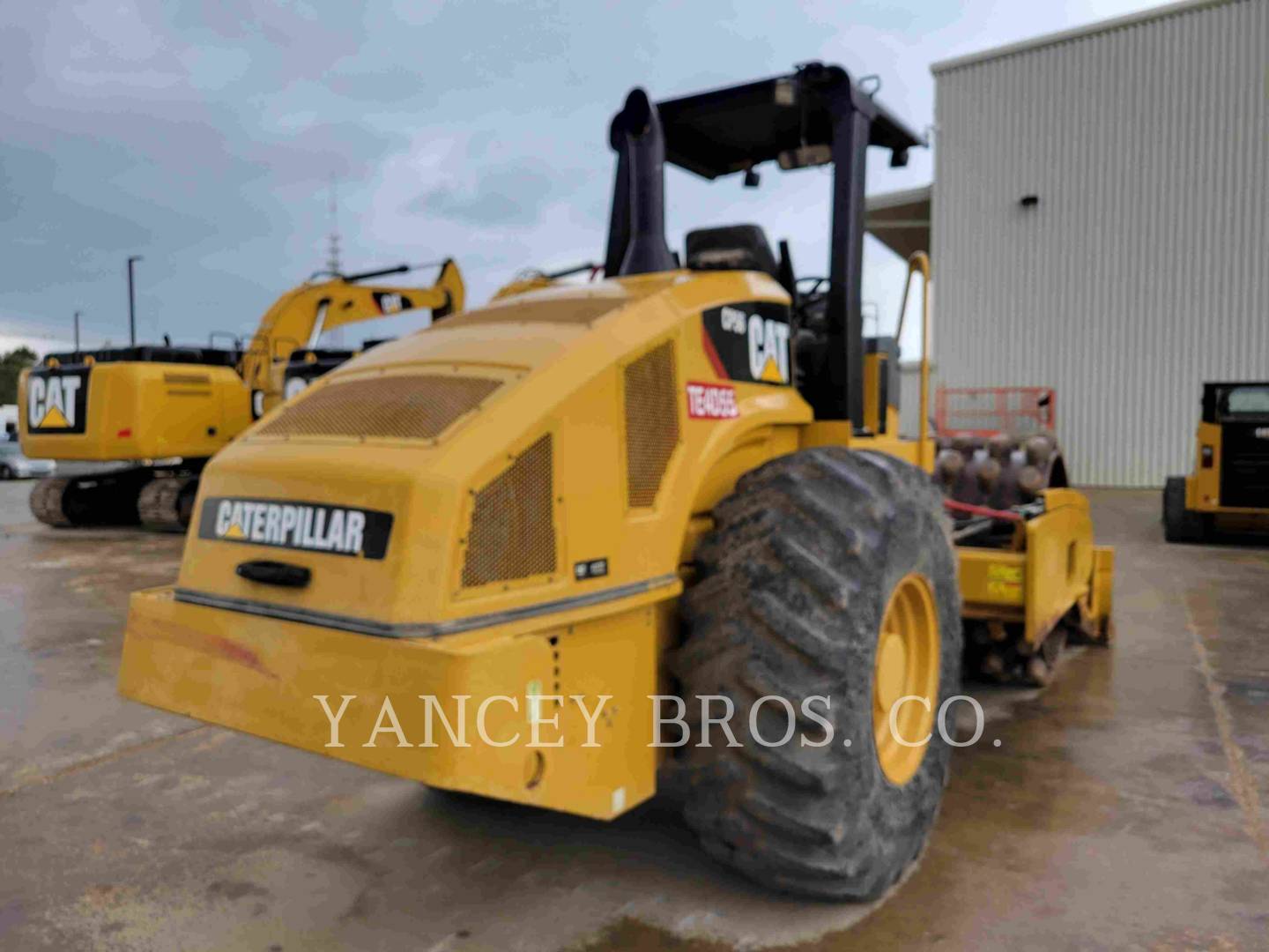 2012 Caterpillar CP56 Compactor