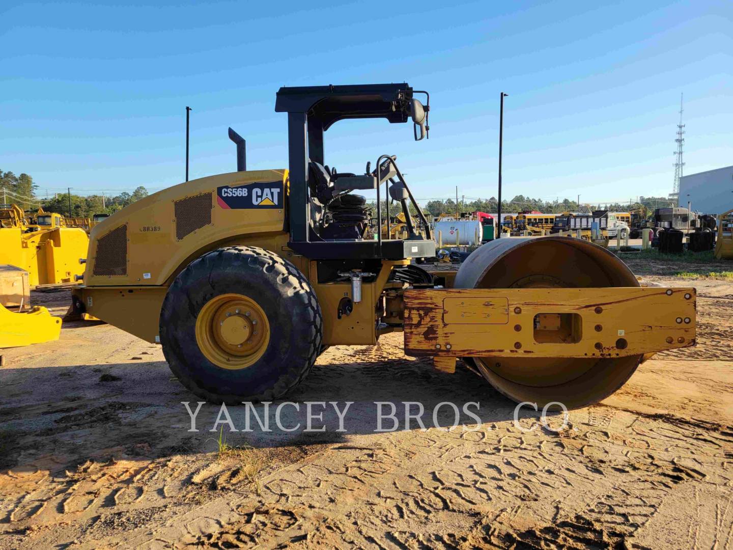 2012 Caterpillar CS56B Compactor