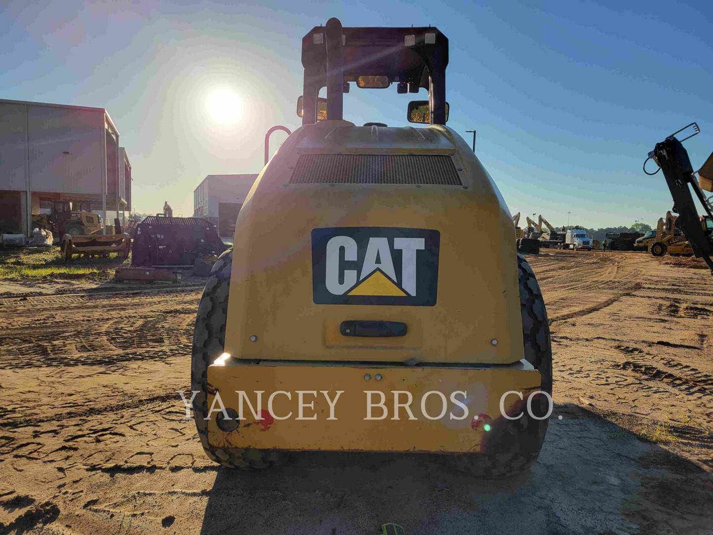 2012 Caterpillar CS56B Compactor